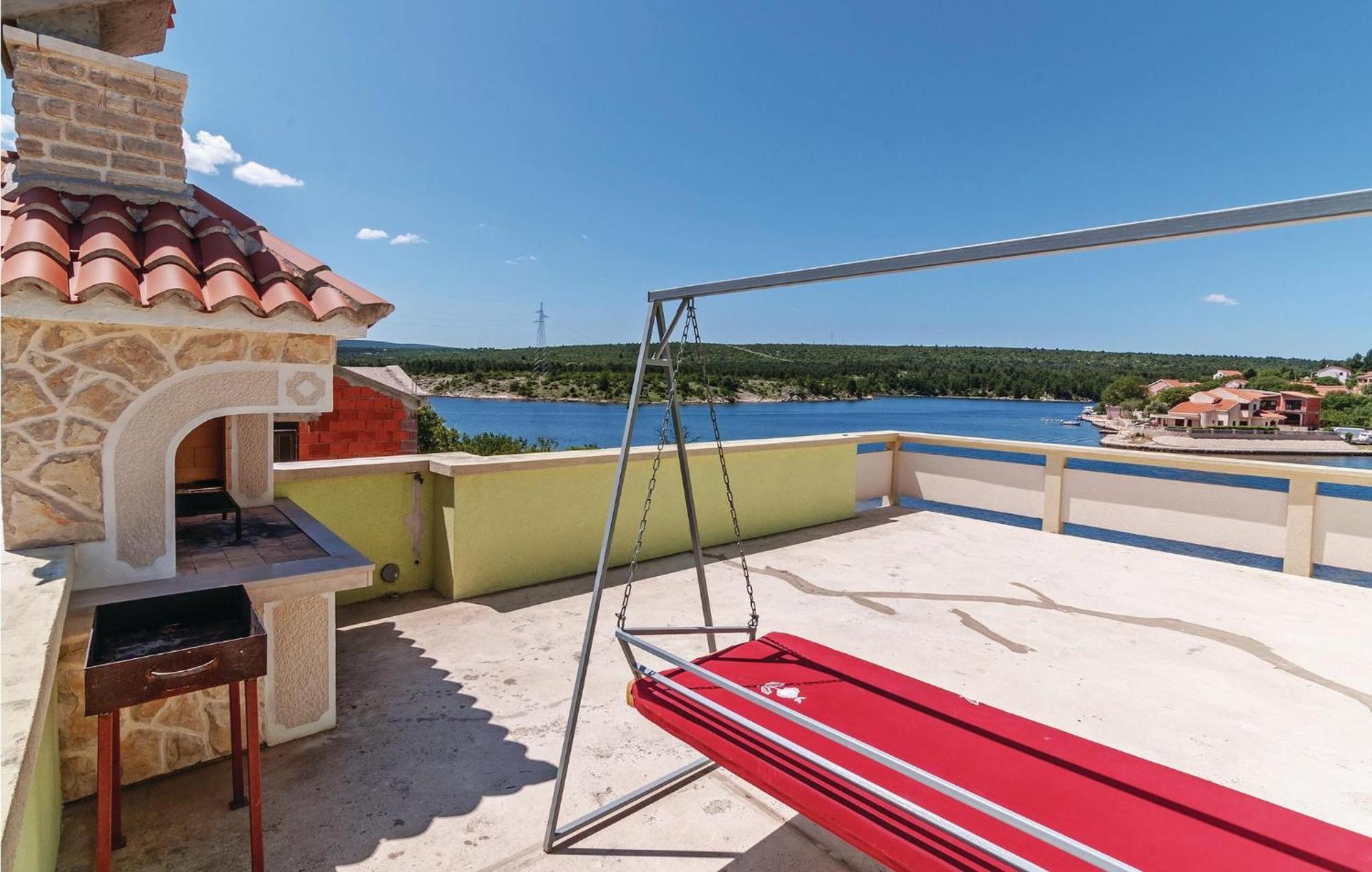 Awesome Apartment In Ribnica-Krusevo With Kitchen Anić Екстериор снимка